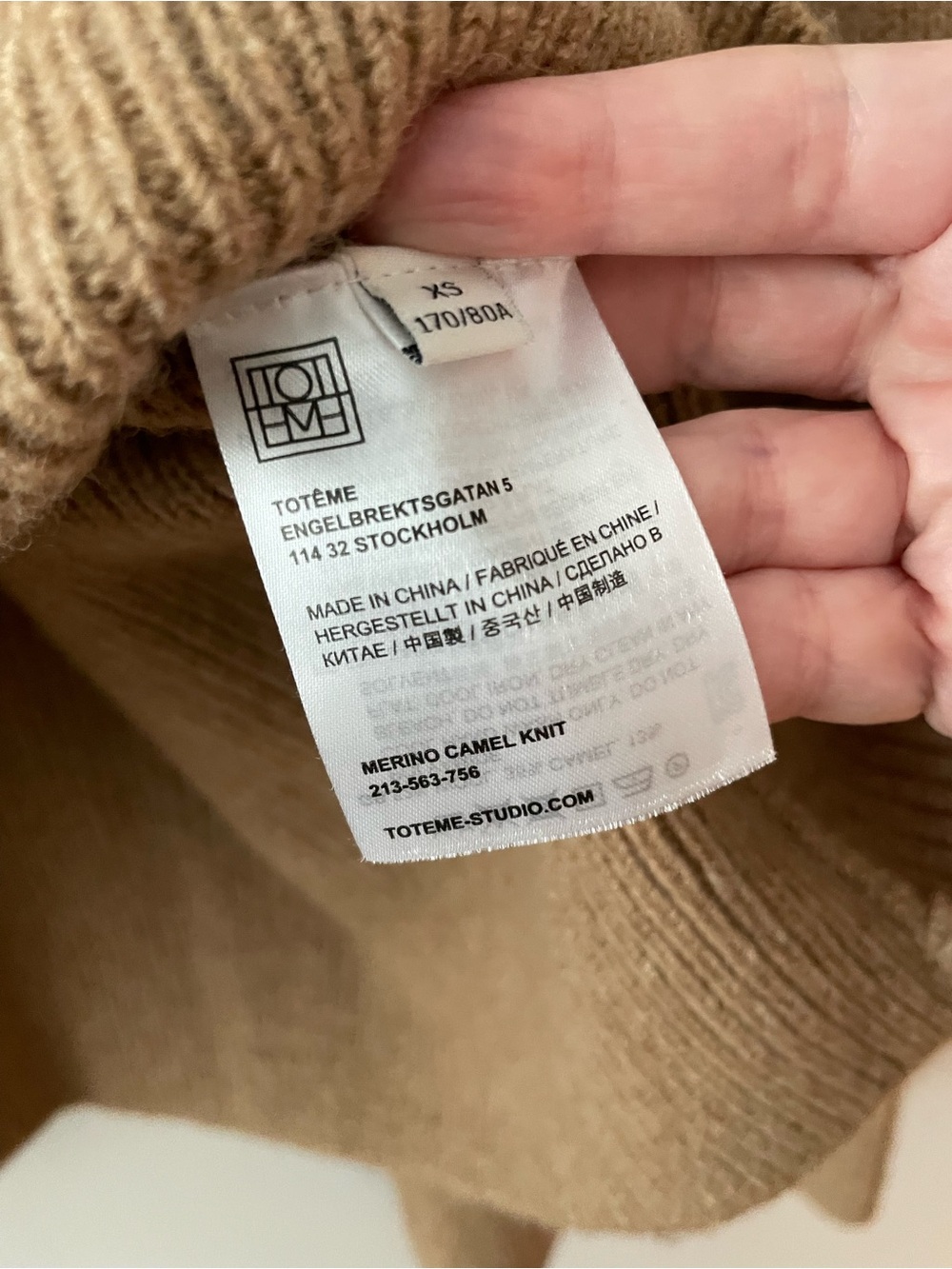 Toteme chunky wool/camel sweater. In color caramel, size XS.Excellent condition! - Picture 7 of 11